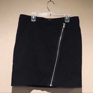 Black mini skirt with zipper
